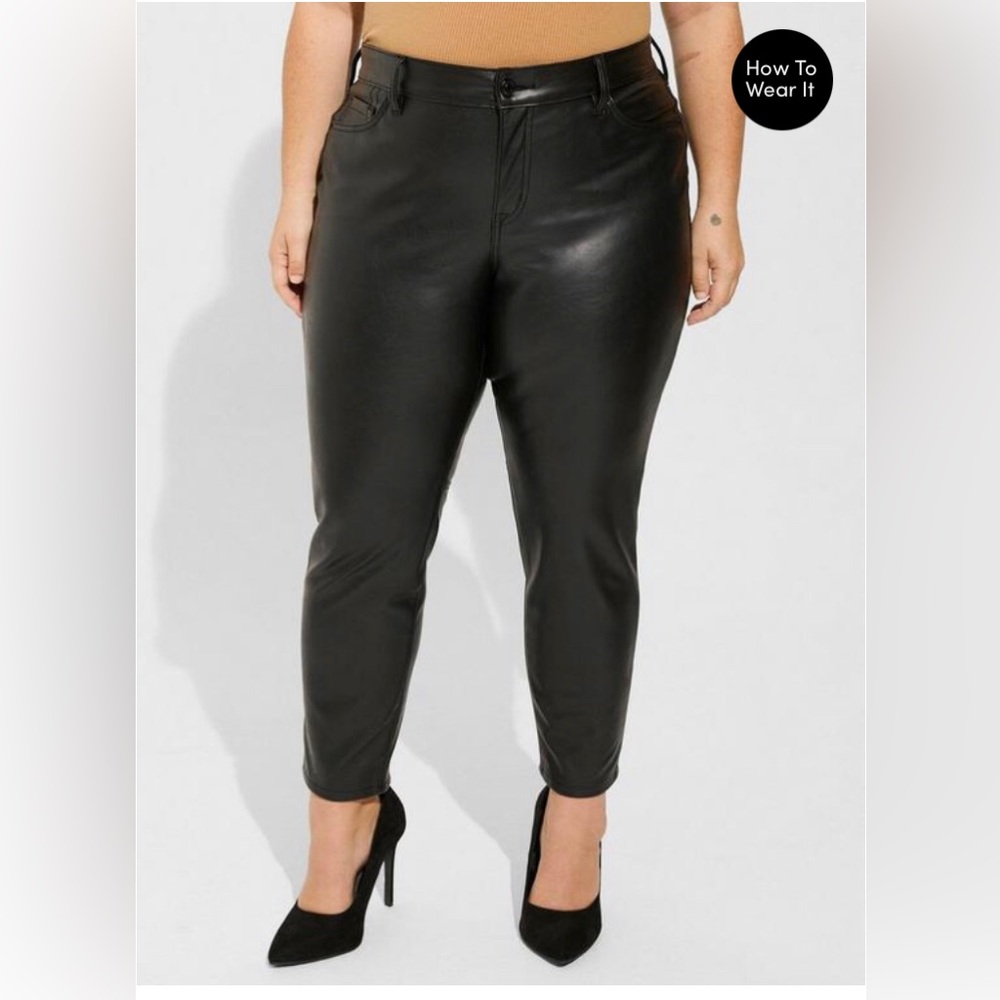 NWT Torrid Mid Rise Skinny Faux Leather Pants 10 Tall